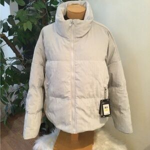 Under Armour CGI Down Puffer shine jacket Women’s size Medium